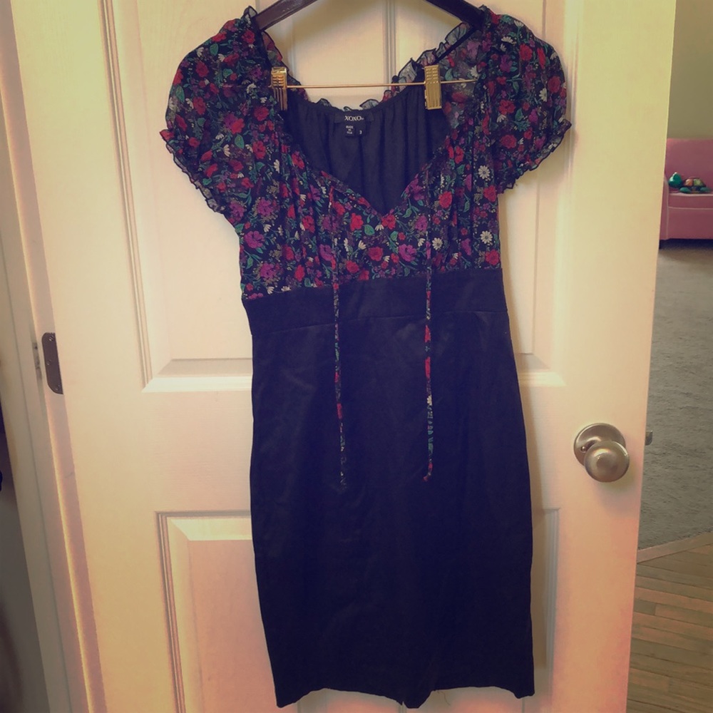 XOXO cute dress form fitting